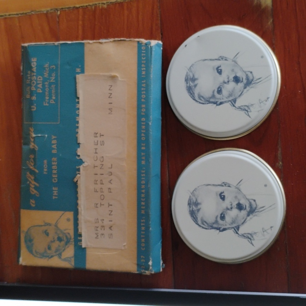 Gerber  Vintage Baby Lids  1940s Babies are our Business